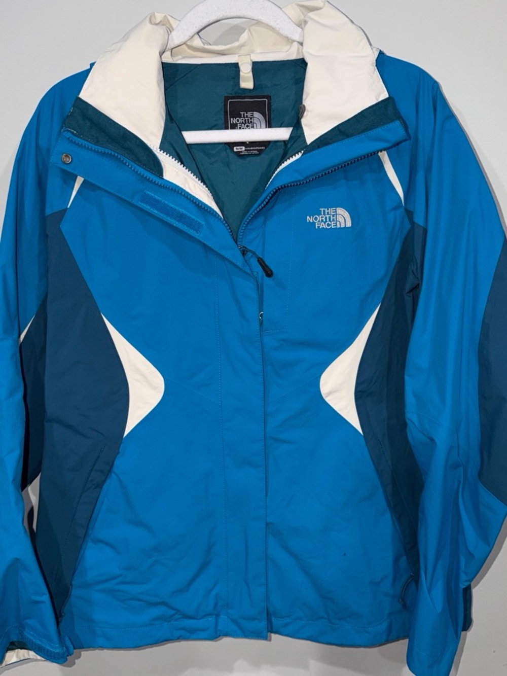 The North Face Women's Teal & White Ski Jacket